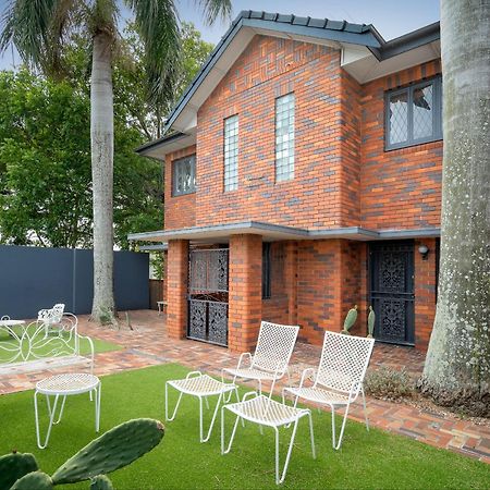 Anville Court Brisbane Bagian luar foto