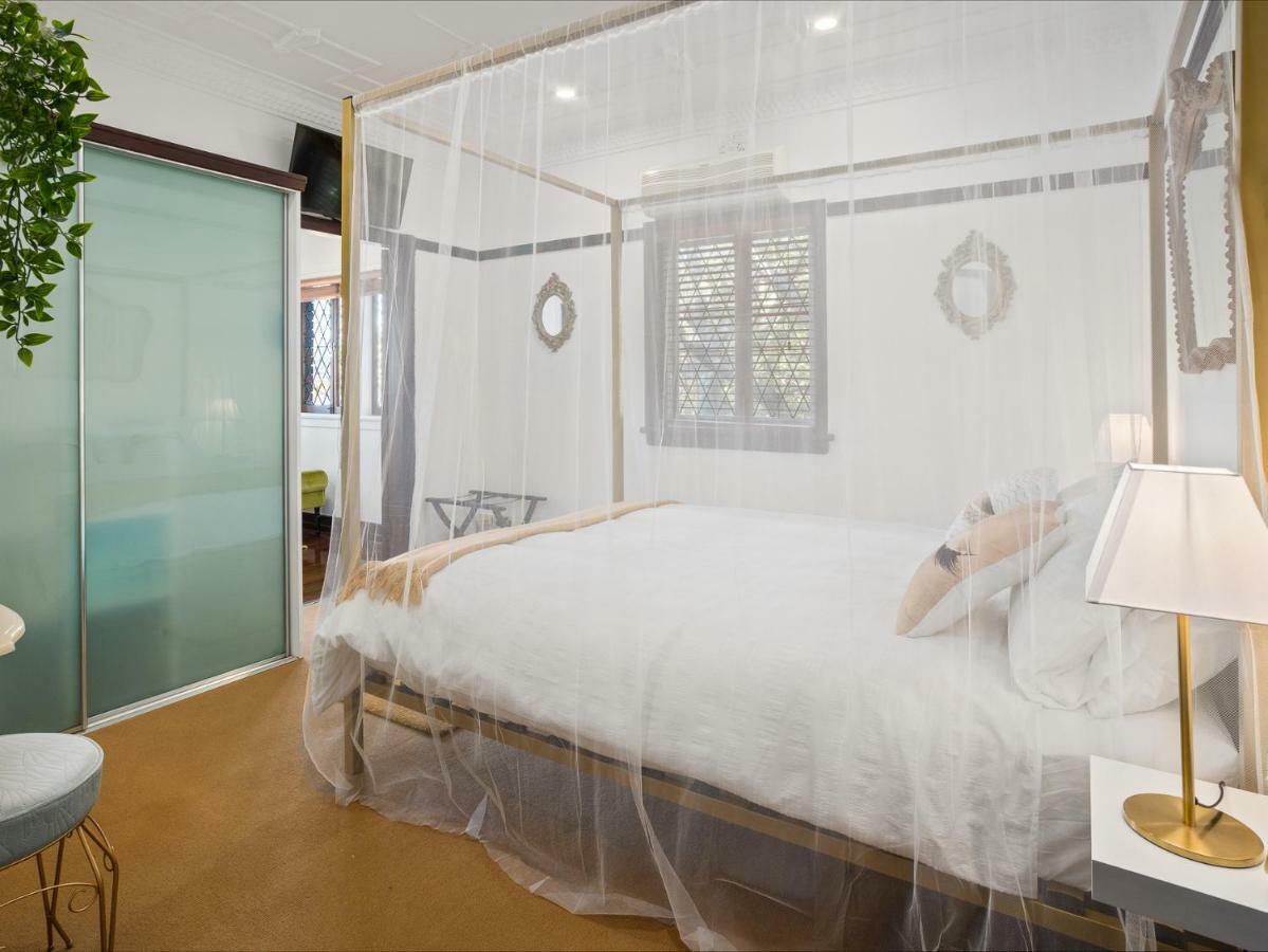 Anville Court Brisbane Bagian luar foto