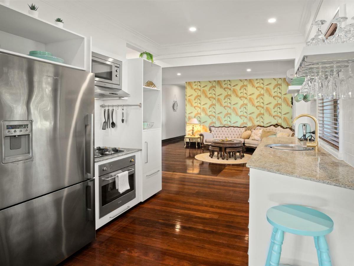 Anville Court Brisbane Bagian luar foto